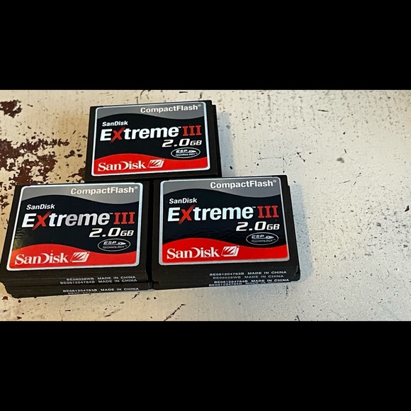 SanDisk Extreme III Compact Flash CF 2.0GB - Picture 3 of 4